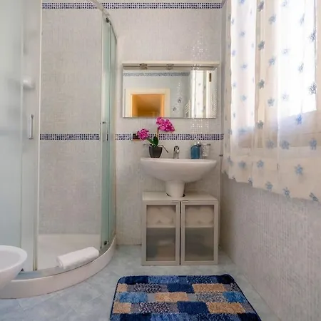 Carlotta - Italian Living Apartment